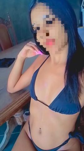 Débora Padilha – Hotel/Motel