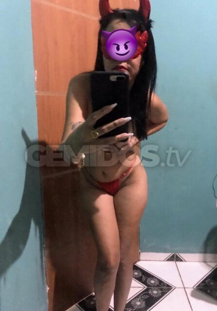 Emylly Mel