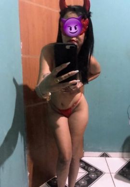 Emylly Mel