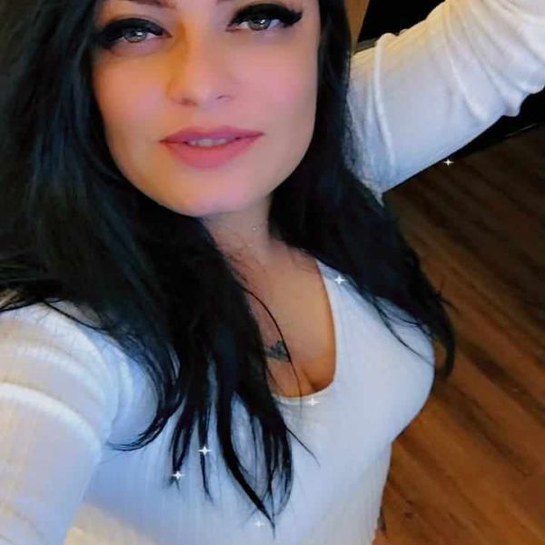 Escorts Tina Sweet à Paris