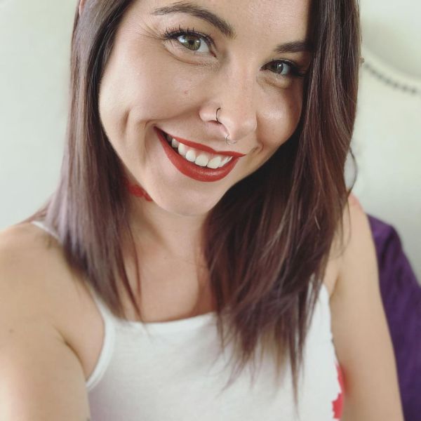 Escorts alicia à Paris