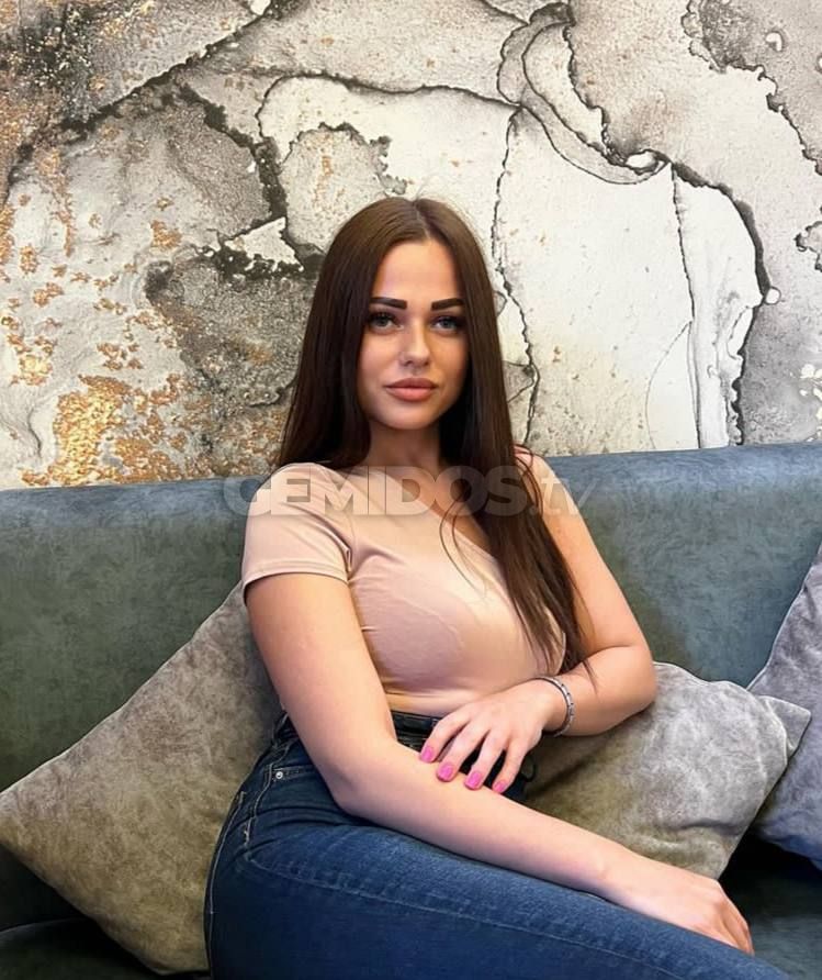 Emili