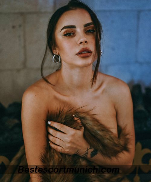 Escorts Youssra in Munich