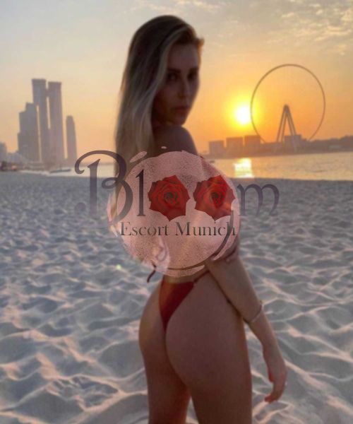 Escorts Roolyen in Munich