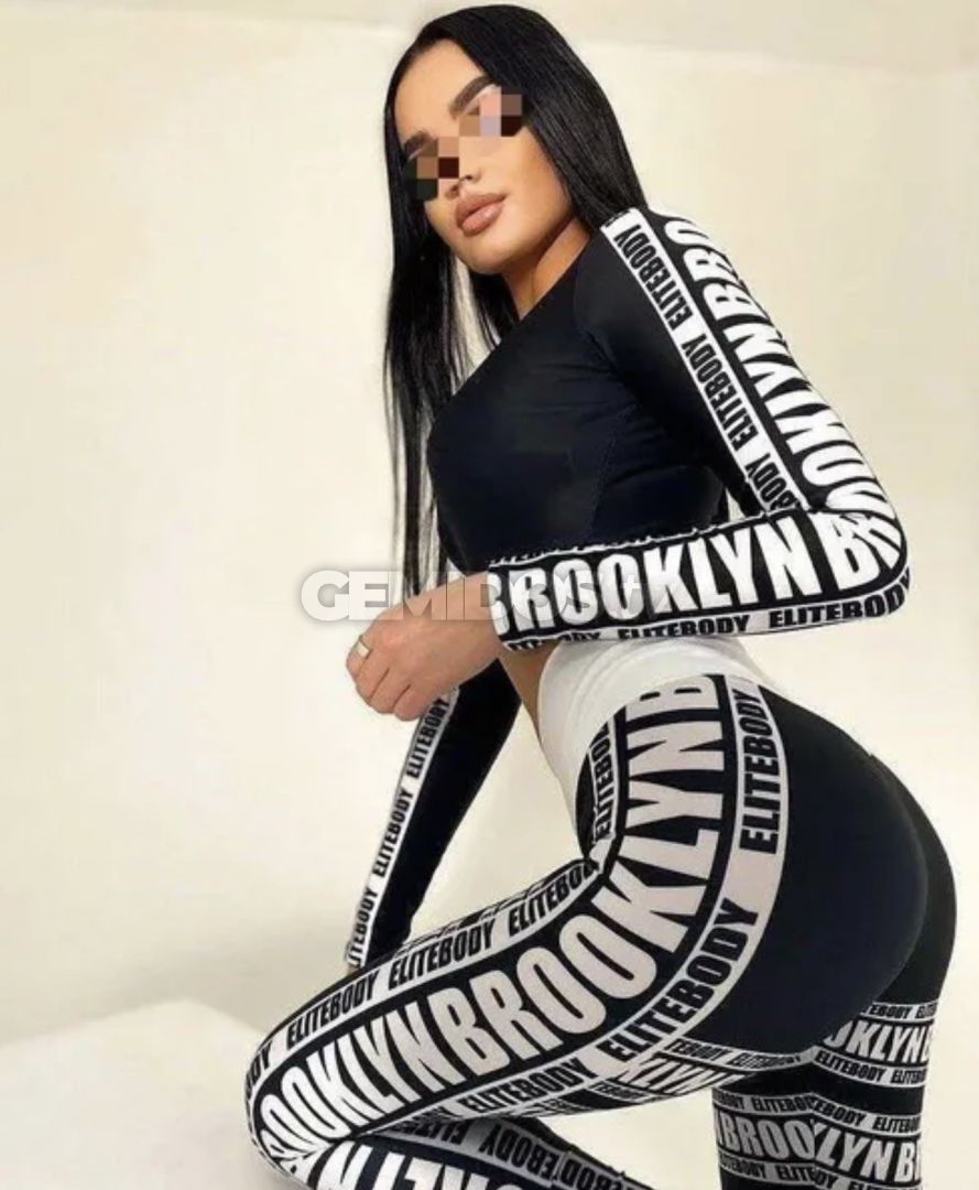 Jolinna_Escort