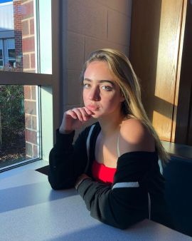 laura laura