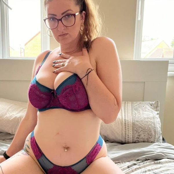 Escorts Ivanna in Edinburgh