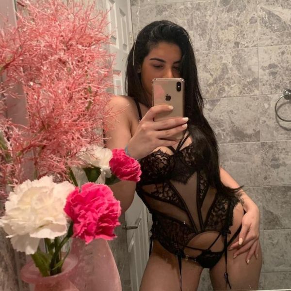 Escorts Topescortbabes in Glasgow