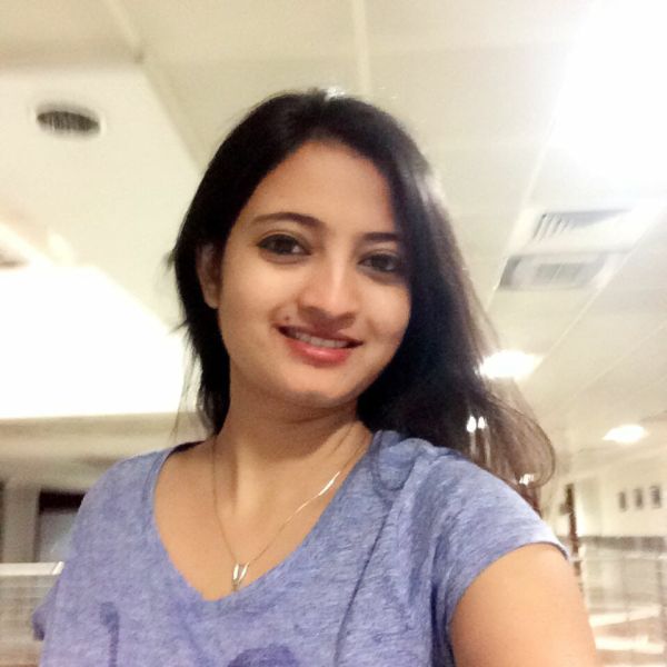 Escorts Sakina Yusuf en Dubai