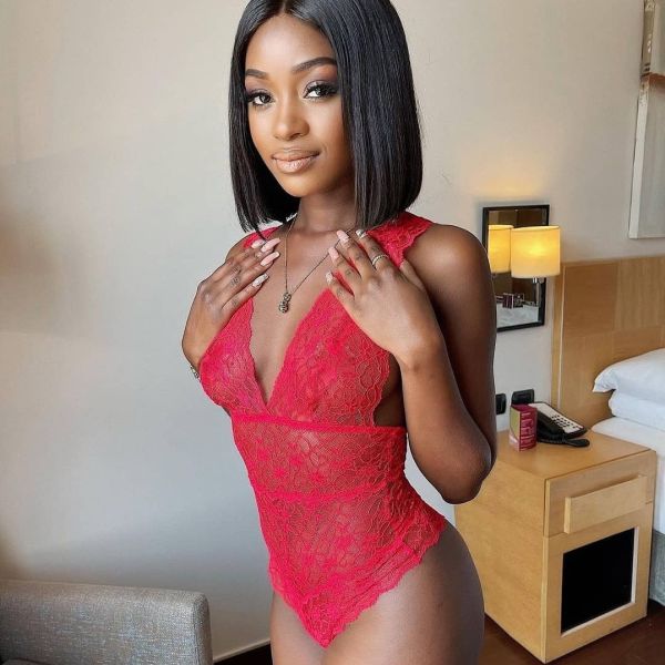 Escort Lilly 	 Dubai