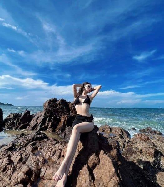 Escorts Helen in Dubai