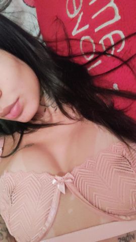 Larissa Perola – Hotel/Motel