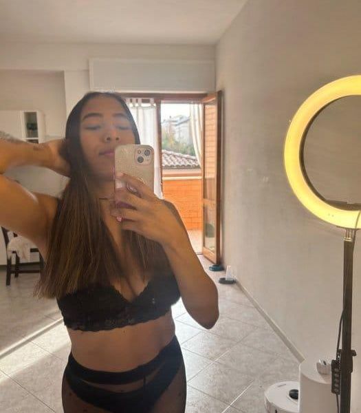 Escorts Carly in Roma