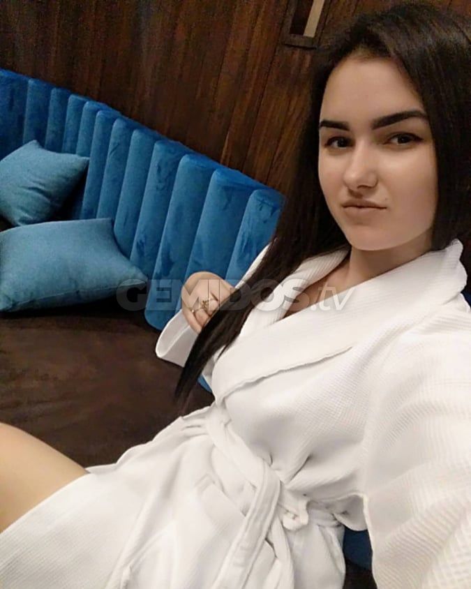 PrettyClaudine