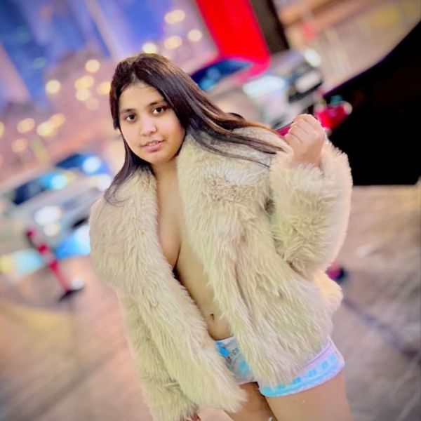 Escorts Pooja em Portugal