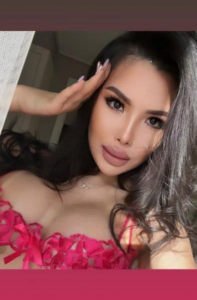 Escorts Latifa in Saudi Arabia