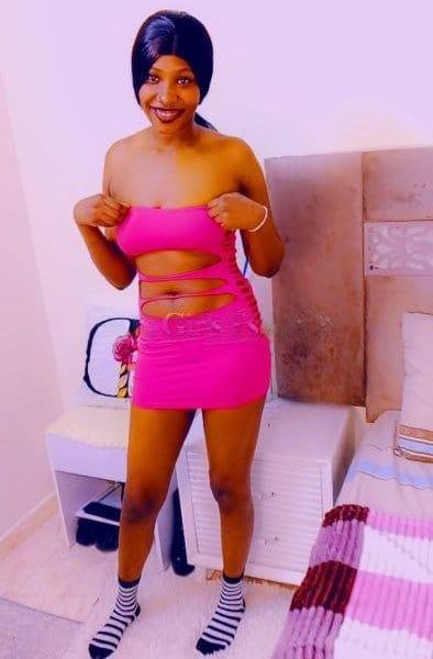 Escort Jannie a Riyadh