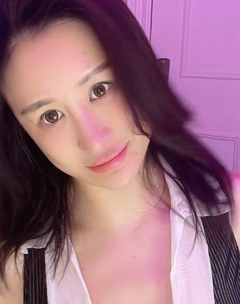 Escorts Sara in London