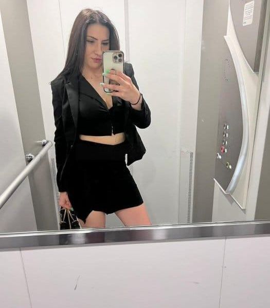 Escorts Erica in London