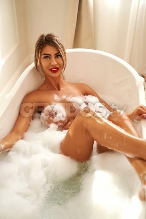 Stephanya Toop