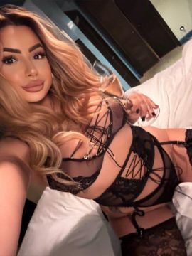 Alena Diamond