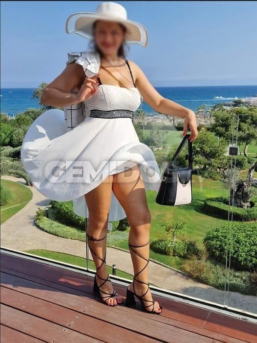 Marina Rarewomen