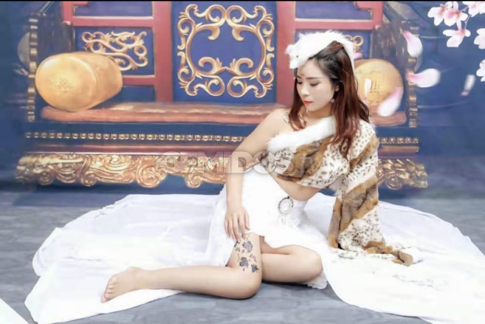 Ms Ling-ling