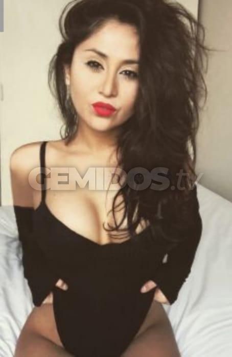 Brunette Sexy
