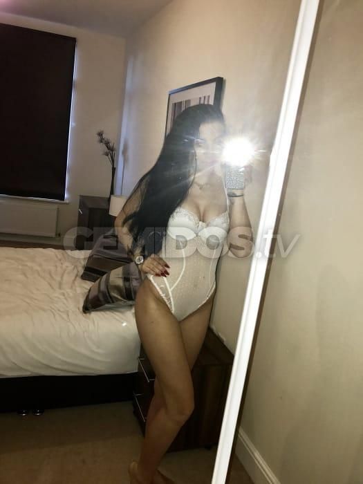 Anya24
