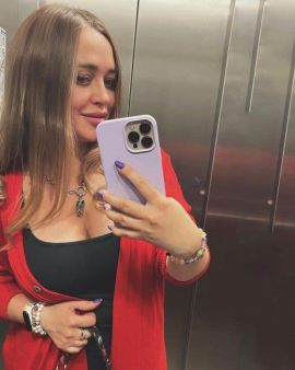 angelaa