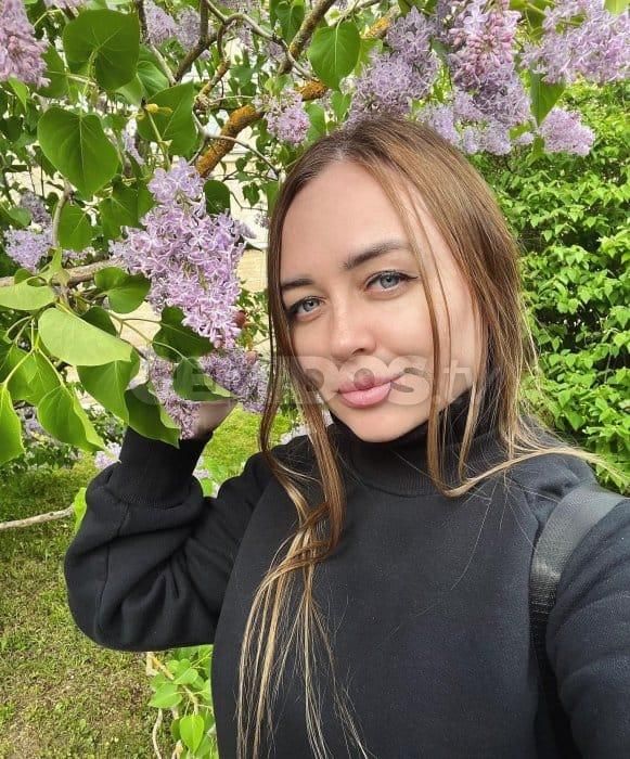 angelaa