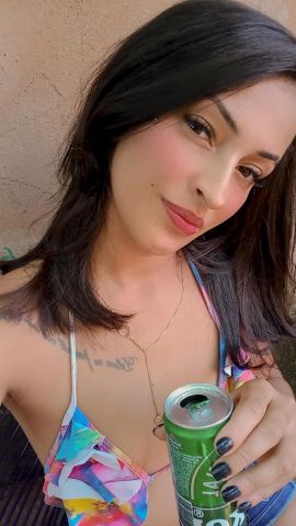 Bia Santos – Hotel/Motel