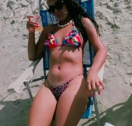 Bia Santos – Hotel/Motel