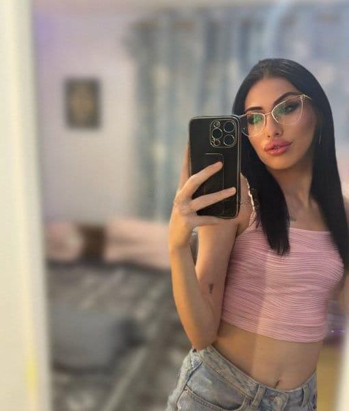 Escorts Anya in Dubai