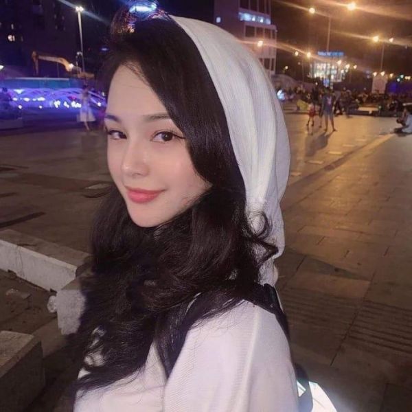 Escorts Linda in Dubai