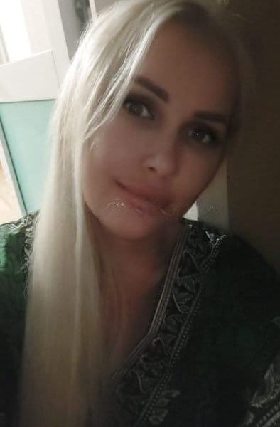 Escorts Dina in Dubai