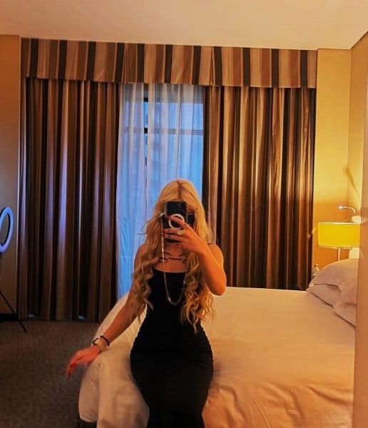 Escorts Mishell in Dubai