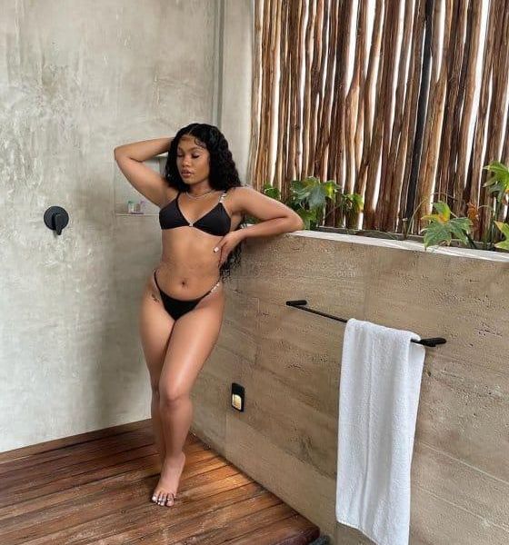 Escorts Finna in Dubai