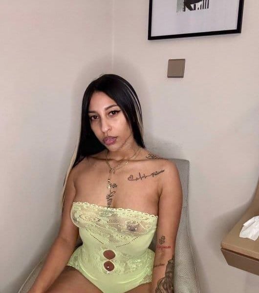 Escort Thalia 	 Dubai