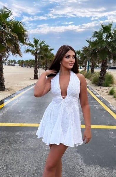 Escorts Karina in Dubai