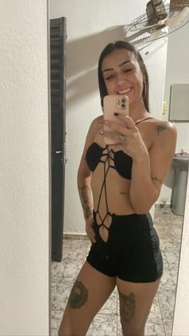 Laura Menezes