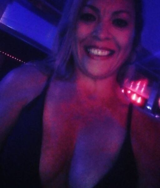 Escort Sabrina Prado – Hotel/Motel a Santa Catarina