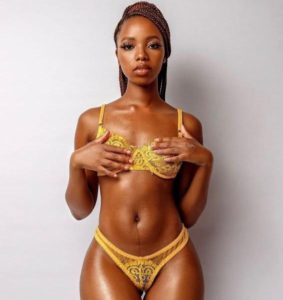 Escorts Shakiraah en Istanbul