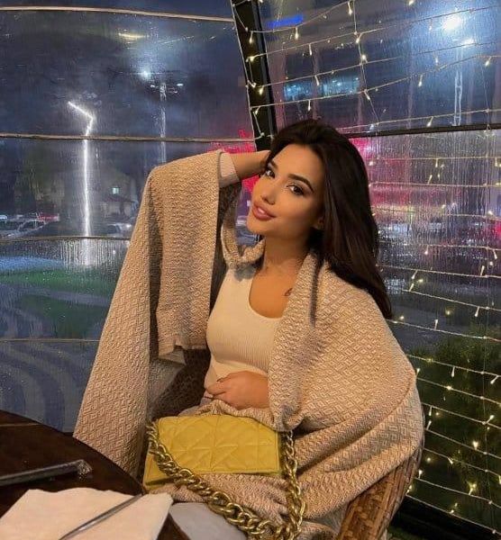 Escorts Polina en Istanbul