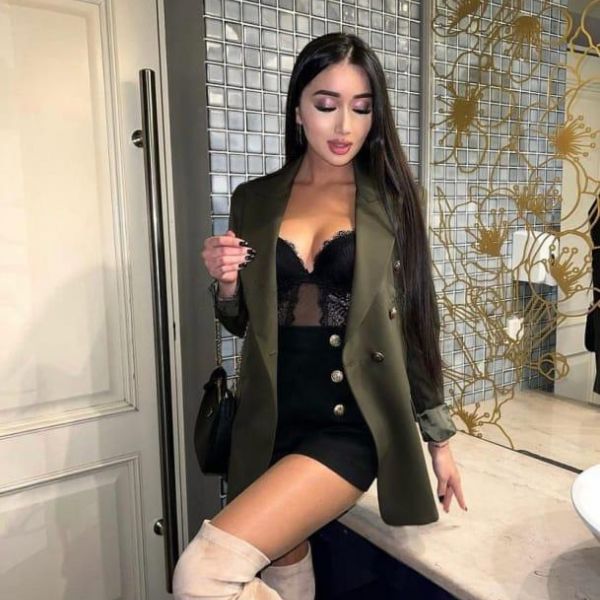 Escorts Kamilia en Istanbul