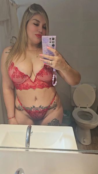los espero para pasar un lindo momento juntos muy buen trato , muchos mimos ,hermoso departamento muy tranquilo y discreto ❤️fotos reales sin retocar , tal cual las fotos 🩷