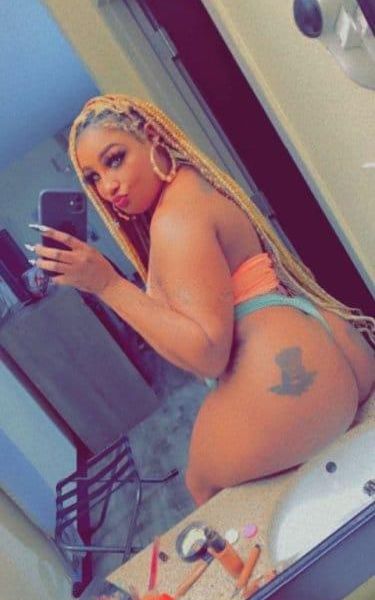 Escort Mia a London