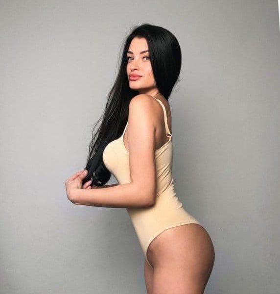 Escorts Malika in Dubai
