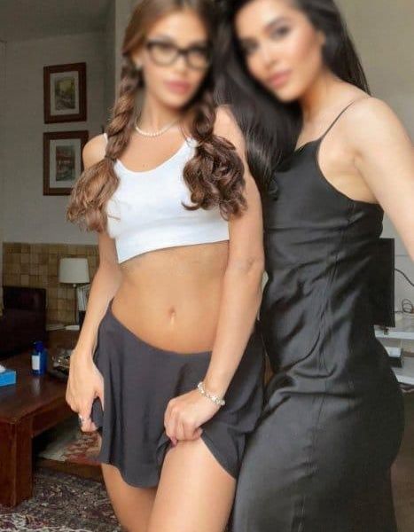 Escorts Jane & Alexandra in Paris