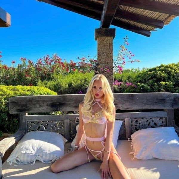 Escorts Olivia Xx in London